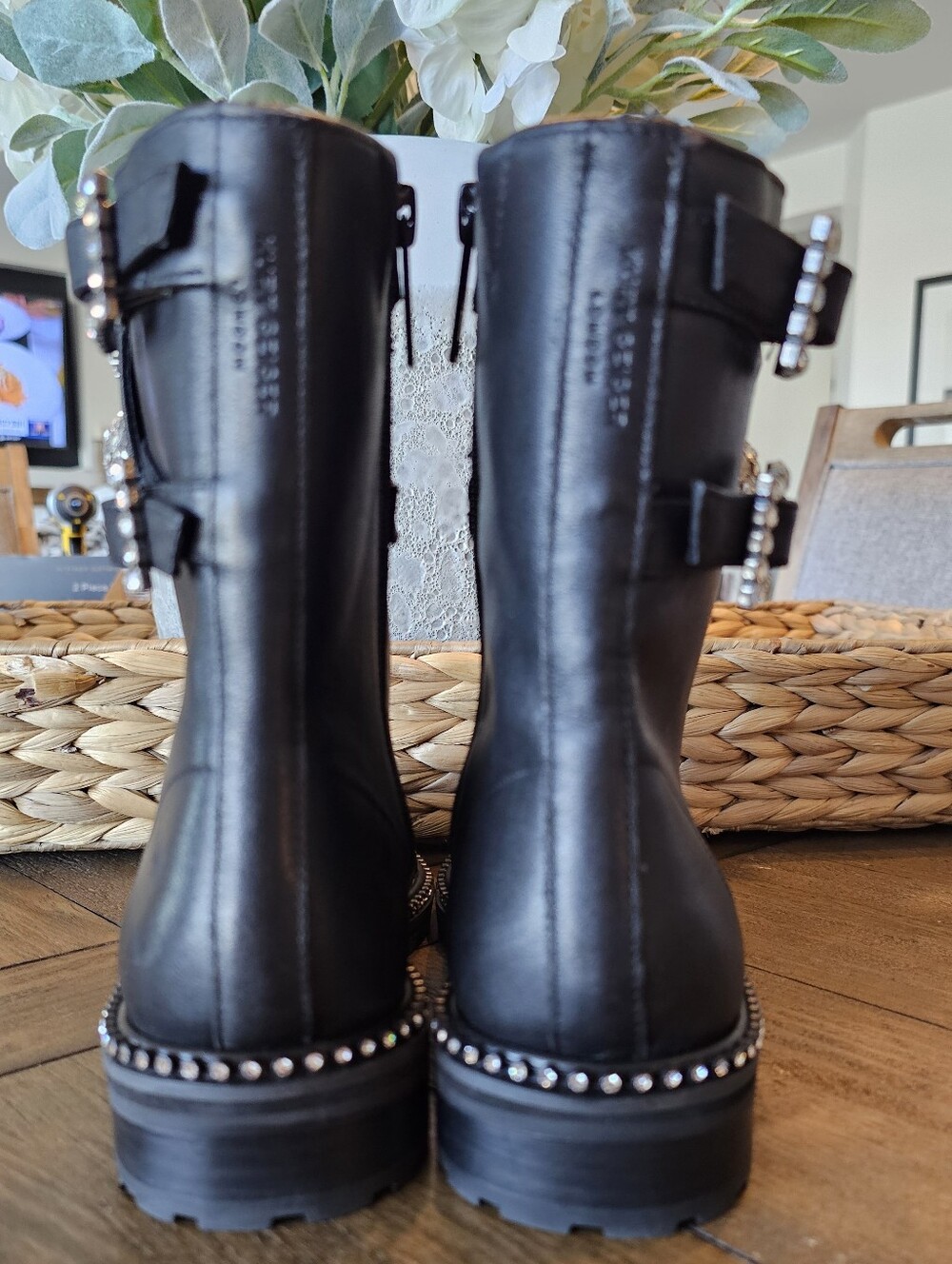 👁Kurt Geiger👁 Black Leather W/Crystal Lace-Up Boots Women's Sz 7.5 8 9.5 & 10 - Picture 4 of 11